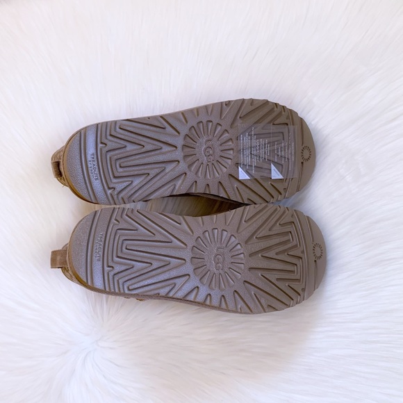 UGG Classic Mini Snow Leopard Boots In Amphora - Picture 8 of 8